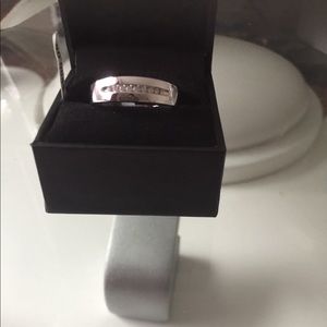 Men wedding band
